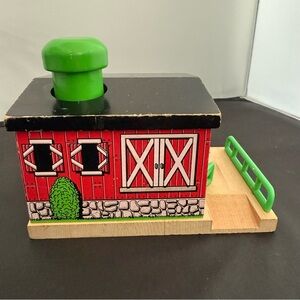 Thomas the Tank Engine & Friends Wooden Railway Sodor Dairy Farm Barn Only